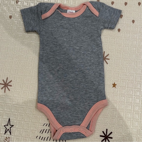 0-3 months BabyBliss Baby Girl Clothes Onesies - Picture 5 of 8